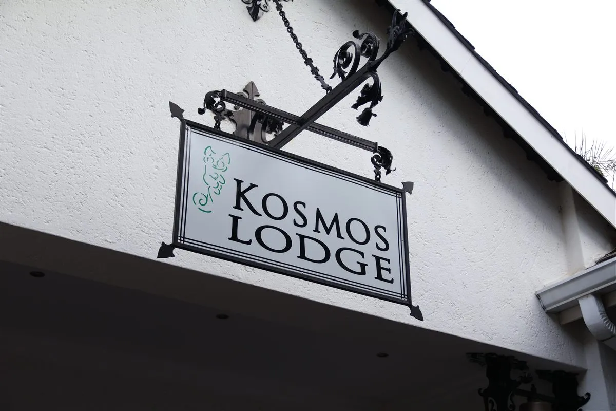 Kosmos Lodge