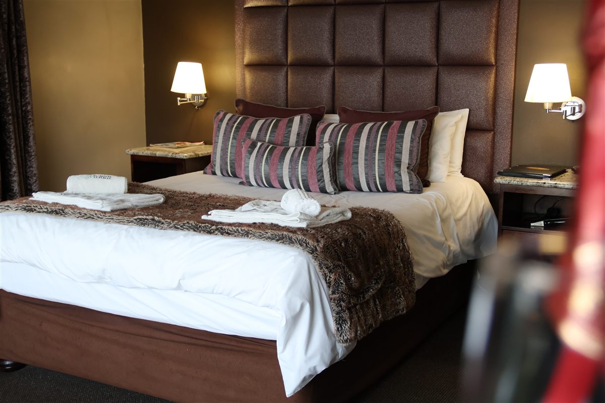 Kosmos Lodge